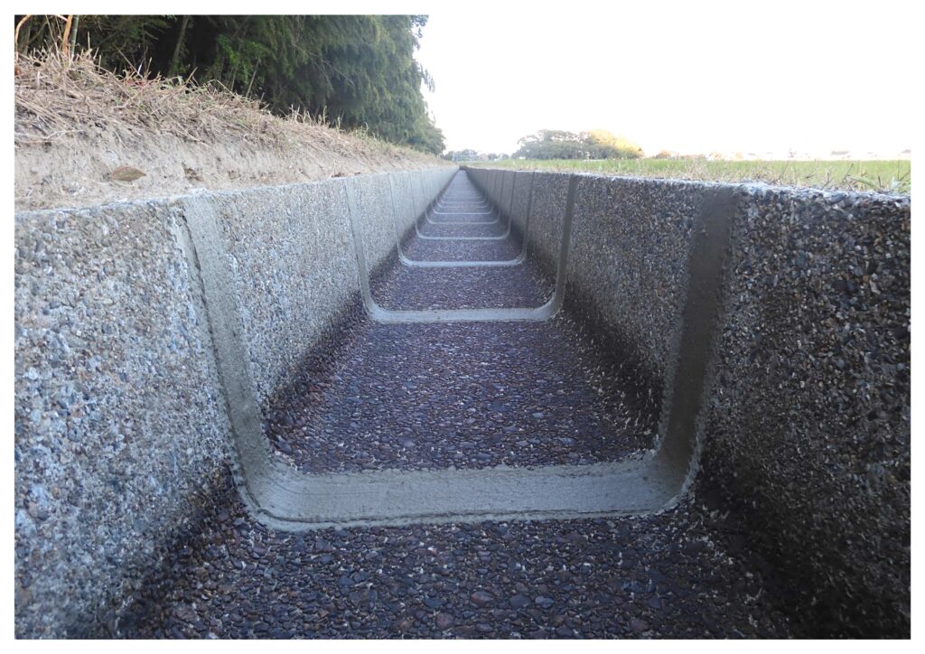 目地補修工事（安田5号用水路）　　完成
